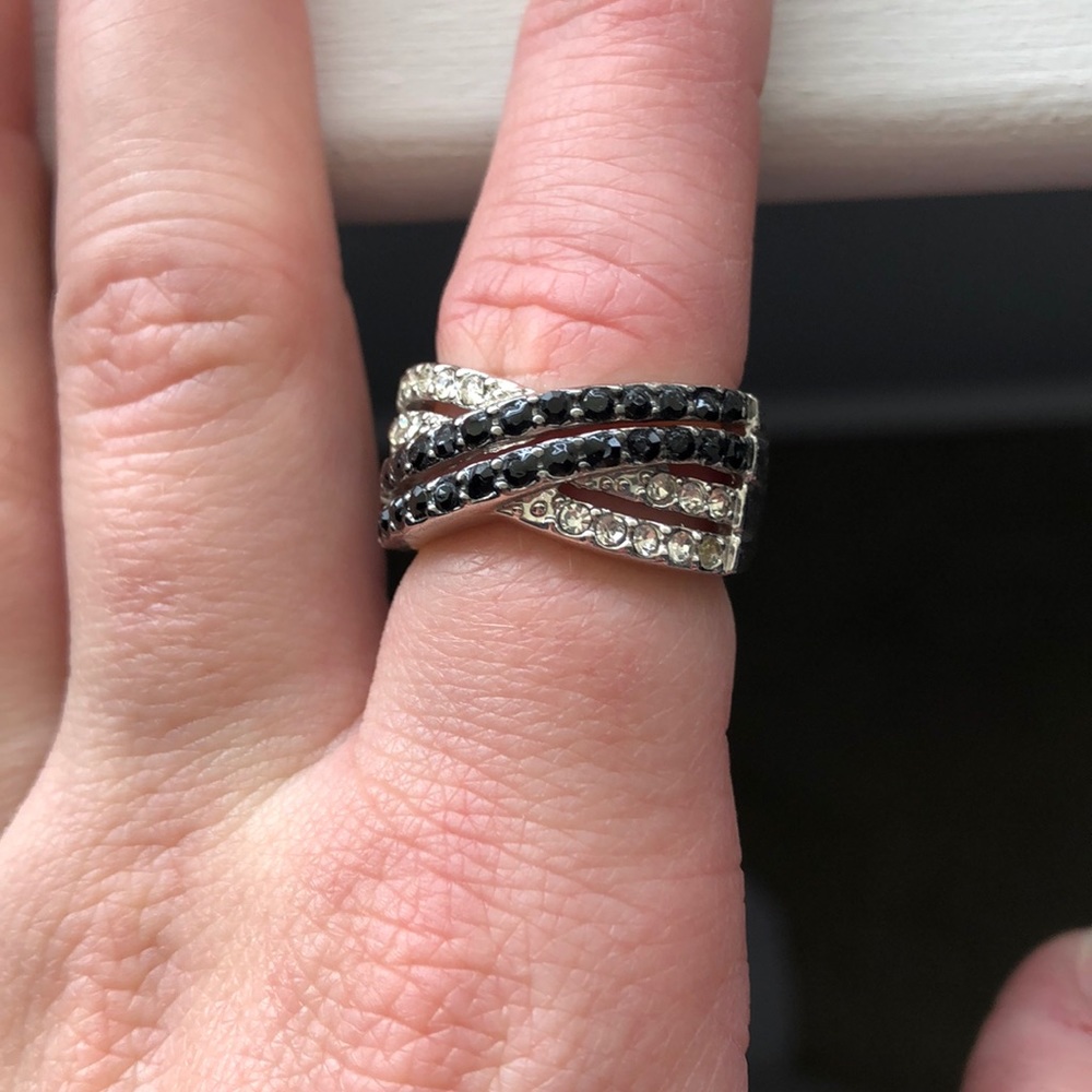 Ring - Picture 2 of 2